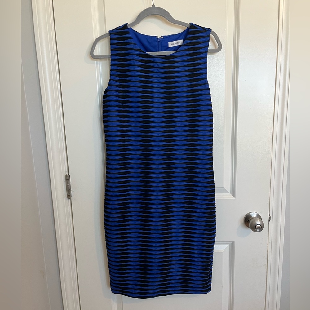 Calvin Klein Textured dress size 8